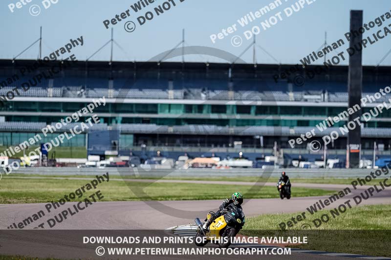 Rockingham no limits trackday;enduro digital images;event digital images;eventdigitalimages;no limits trackdays;peter wileman photography;racing digital images;rockingham raceway northamptonshire;rockingham trackday photographs;trackday digital images;trackday photos